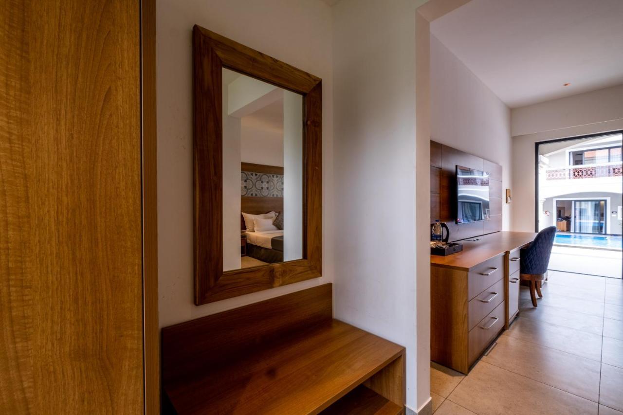 Deluxe Rooms